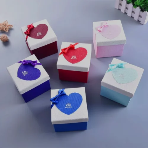 Decorated-Valentine-Box