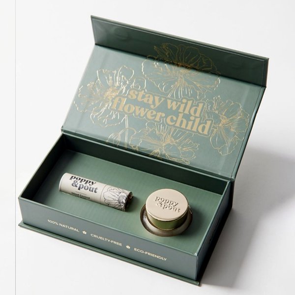 Custom rigid mailers for secure product shipping