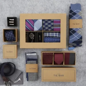 Custom printed tie box with transparent window for stylish gift presentation