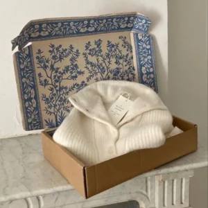 Custom apparel shipping packaging for eCommerce clothing and retail brands