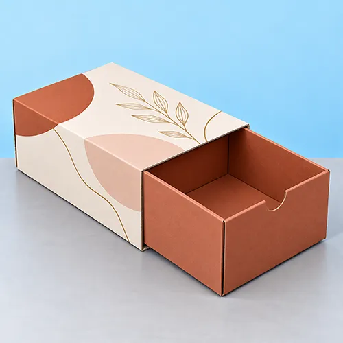 Durable telescopic shipping boxes for adjustable coverage and product protection